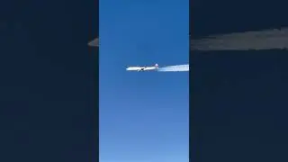Boeing B747-8 overtaking 1.000 ft above #youtubehighfive