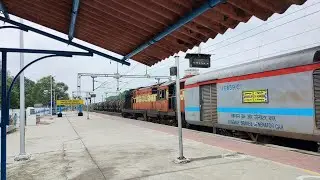 22656 Ernakulam SF Express ( Hazrat Nizamuddin ) Towords Ratlam junction