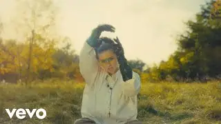 Anna Sofia - Surround Me (Official Music Video)