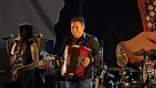 TUTTOPEPE polka di Castellina eseguita dall'orchestra DAVIDE SALVI a Valliano 
