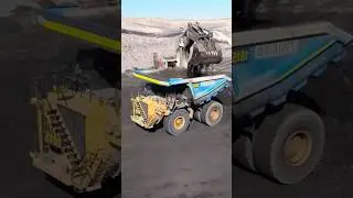 Excavator and Truck Applications in Mining: Increasing Efficiency and Reducing Costs #shot #mining