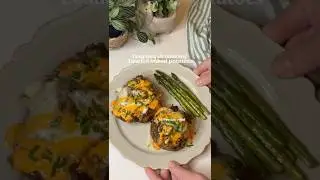 Recipe ⬇️#beefrecipe beefrecipe #loadedbakedpotato #cheesyfood