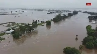 Levee breaches affect South Australian farms