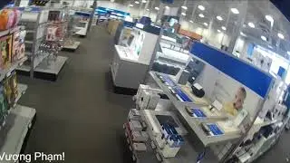 Đi chợ Best Buy mua thiết bị c&ocirc;ng nghệ video call...phần 1