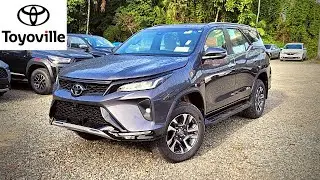 TOYOTA SW4 DIAMOND 2022 TURBO DIESEL 4X4 0KM 7 LUGARES DETALHES DO INTERIOR