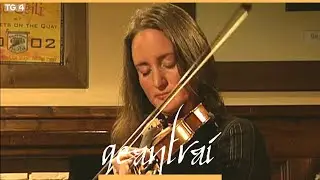 Verena Commins & Julie Langan | Tigh Crocket, Co. Mhaigh Eo | Geantra&iacute; 2004 | TG4