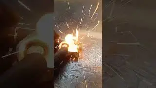 Another way to mount wheels on curved rails  #welding #welder #metalwork #fabrication #tipsandtricks