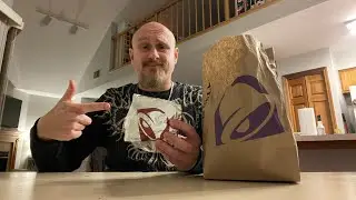 Happy New Year 2026: Special New Years Eve Taco Bell Food Review-Steak Dipping Burritos & Quesarito!