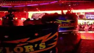 David Taylor's 'Rock & Roll' Waltzer @ Hull 2010.wmv