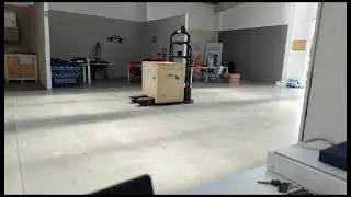 Elevate your Logistics Game with our Cutting-Edge RI Forklift! 🚚🤖