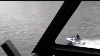 (HD) Helicopter races Waterski (at 11:48) plus treetop Eagles over the Connecticut River in HD