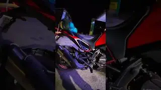 X-Cape 700 stock exhaust sound ! walk around MotoMorini #xcape700 #motomorini #exhaustsound