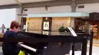 Michael plays Jenifer Lopez Feel the Light