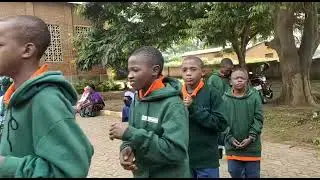 WANAFUNZI NA VIJANA WAMLILIA PD VITUS KASUNGA