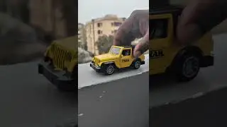 Mahindra Jeep lion vs Mahindra yellow Thar #winner #satisfying #diecastcars #hotwheels