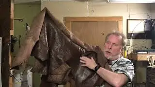 Blind Leatherworker Shows New Leathers from Heart of Texas Trade Show 2022