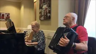 Sept  22, 2019 Summer is over ~ Phyllis & Tom play Tammy