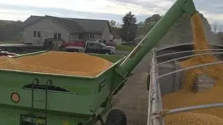 #116 - Parker 4500 grain cart
