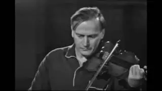 Y. Menuhin & L. Goossens -  Bach oboe & violin concerto, II-Adagio (excerpt)
