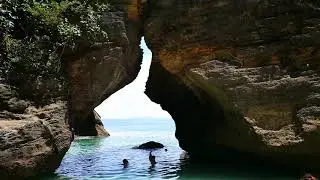 Maniwaya 🙂 ungab rock formation