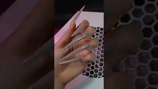 СТАЖ ИМЕЕТ ЗНАЧЕНИЕ 🫣 #истории #nails #дизайнногтей #маникюрмосква #маникюр #ногти #nailart