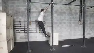 Press back feet against box