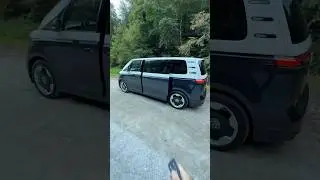 SLIDING rear doors of the new VW ID. BUZZ Pro LWB