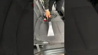 Deep cleaning dirty seats 💺 🚨 #oddlysatisfying #asmr #cleaning