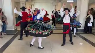 Menina Atrevida - Vin&iacute;cola Portugal Wine Festival