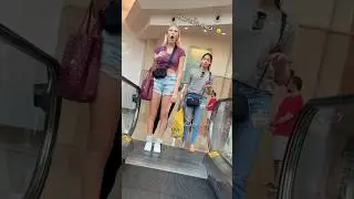 Letting go of my fianc&eacute;s hand in the mall 😂