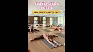 Seated yoga pose for beginner & intermediate 🧘&zwj;♂️#seatedyoga #yogatwist #balance #frontsplit