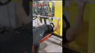 decline press exercise 2 #declinepress #motivation #health #physicalfitness #gym #2024