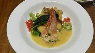【元旦から我が家でフルコースディナー】サラダ、オードブル、スープ、魚、メイン、デザート、説明は備考欄にあります。
