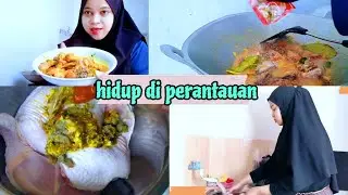 NYUCI AYAM DAN DIBANTUIN MASAK UNTUK MAKAN MALAM