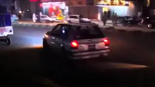 Silver starlet (4eft turbo) launch in saddar!!!!