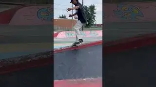 Another line at Bishop DIY in Detroit #skate #diy #diyskatepark #skateboard #sk8 #noseslide #blunt