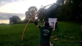 Joe Gibbs shooting 175lb English Yew bow