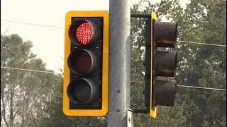 Reflective Backplates for Traffic Signals - Caltrans News Flash #229