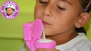 Moco Moco Mocolet Toilet Candy - Miley trinkt aus der Toilette !!! - Kinderkanal