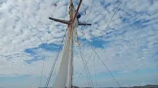 pemasanagan layar pada kapal finishi 