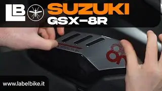 Stand out with your GSX‑8R: protect tank sides with 3D side stickers!