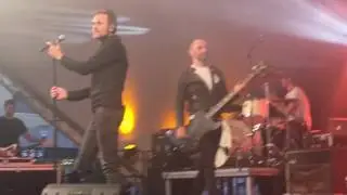 Johnny Deluxe koncert i N&oslash;rresundby ~ Vi vil ha' mer