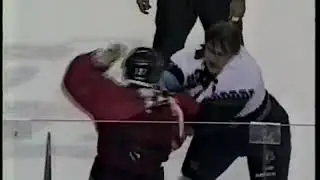Jarome Iginla vs Brad Isbister