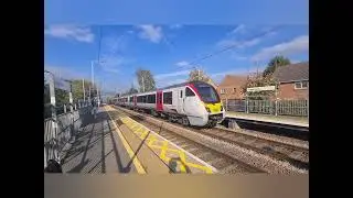 (11th/10th/2025) Trains at Enfield Lock.