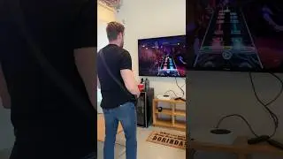 Тестирование гитарного контроллера PDP Riffmaster.