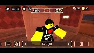 玩roblox DOORS