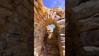 G&uuml;neydoğu'nun En Y&uuml;ksek Dağı Olan Batman Sason Mereto Dağı Zirvesindeki Kilise'nin Kalıntıları