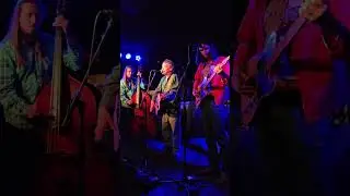 Wayne Hancock - Thunderstorms And Neon Signs LIVE