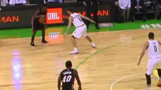 Failed: LeBron James sets screen on his own teammate *Shaqtin A' Fool