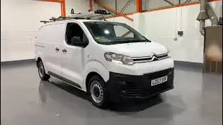 White Citroen Dispatch (LC67 UVY)